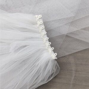 Elegant ivory Tulle Veil
